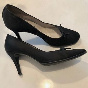 vintage BETTYE MULLER Black Satin ballet slipper pumps